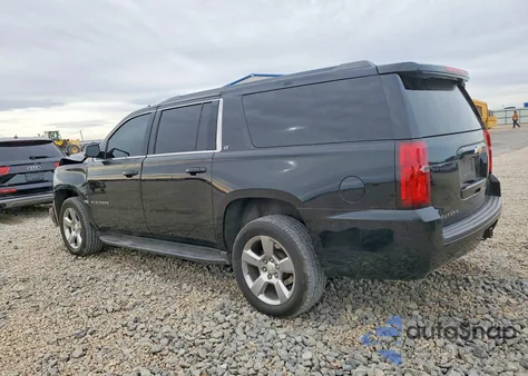 2017 Chevrolet Suburban C1500 Lt z USA, uszkodzony, nr VIN 1GNSCHKC8HR235508